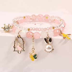 Καθημερινό βραχιόλι με χάντρες και μενταγιόν