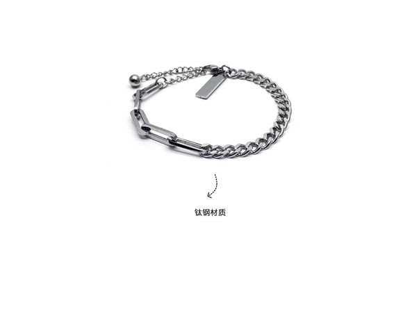 Ασημένιο χρώμα βραχιόλι με μενταγιόν