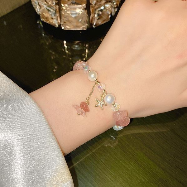 Γυναικείο βραχιόλι με χρωματιστές χάντρες με μενταγιόν