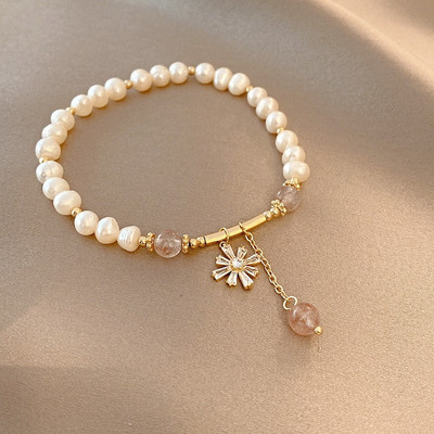 Καθημερινό βραχιόλι με μενταγιόν και πέρλες