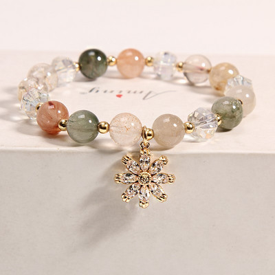 Μοντέρνο γυναικείο βραχιόλι με πέτρες και μενταγιόν