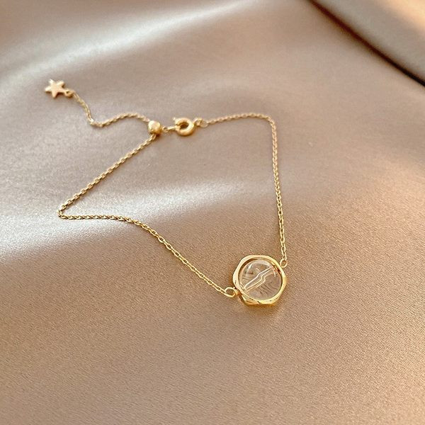 Γυναικείο βραχιόλι με λευκή διακοσμητική πέτρα και μενταγιόν