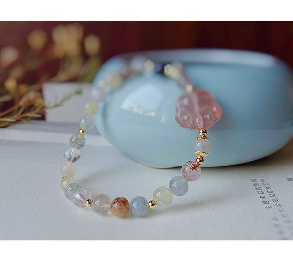 Μοντέρνο γυναικείο βραχιόλι με χρωματιστές πέτρες