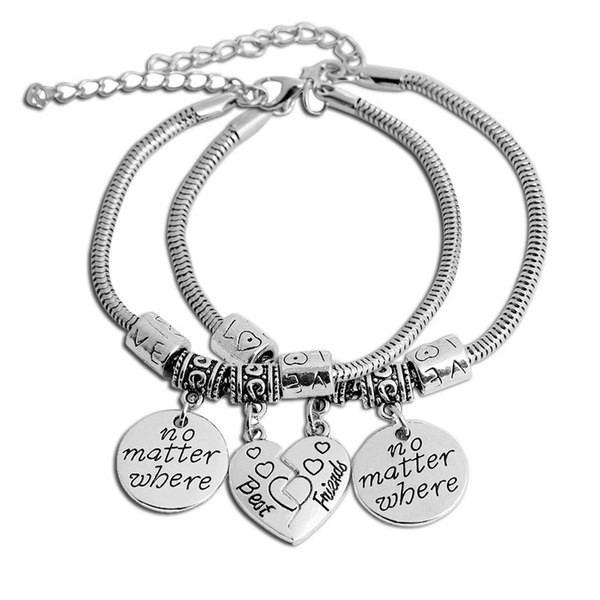 Hõbedane ripatsite ja kirjadega käevõru