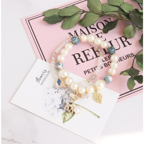 Γυναικεία μενταγιόν με πέρλες