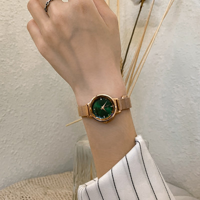 Uus mudel metallist ketiga naiste käekell