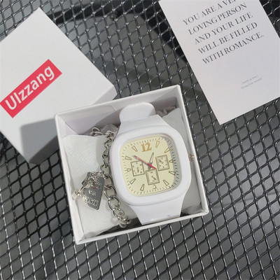 Γυναικείο τετράγωνο ρολόι νέο μοντέλο