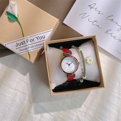 Γυναικείο καθημερινό ρολόι με λεπτό λουράκι από ψεύτικο δέρμα