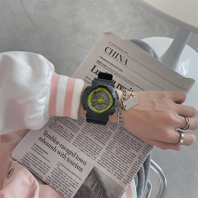 Γυναικείο αδιάβροχο ρολόι από λουράκι σιλικόνης