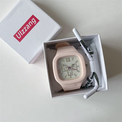 Καθημερινό γυναικείο ρολόι με τετράγωνο σχήμα