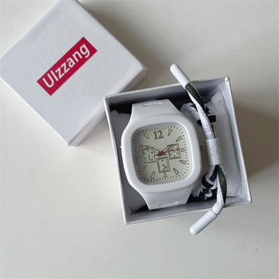 Καθημερινό γυναικείο ρολόι με τετράγωνο σχήμα