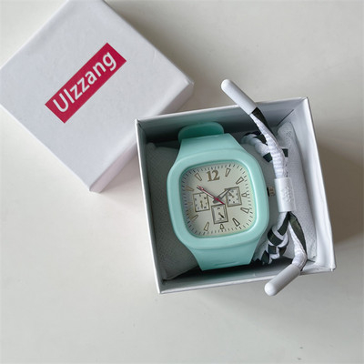 Καθημερινό γυναικείο ρολόι με τετράγωνο σχήμα