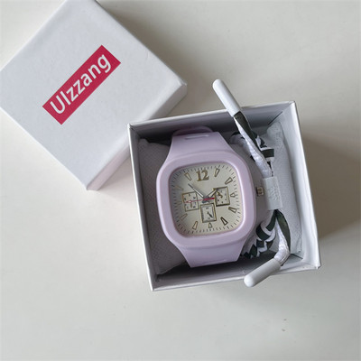 Καθημερινό γυναικείο ρολόι με τετράγωνο σχήμα