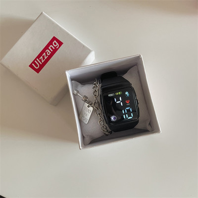 Μοντέρνο γυναικείο τετράγωνο ρολόι - πολλά χρώματα