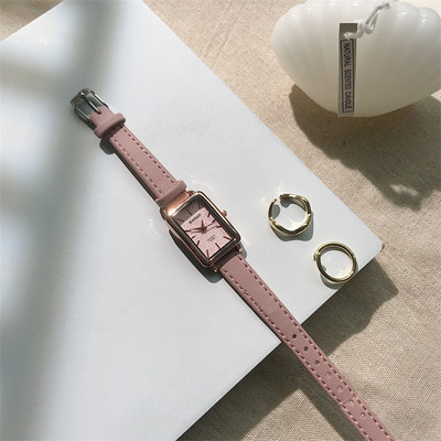 Καθημερινό ρολόι με λεπτό λουράκι από έκο δέρμα