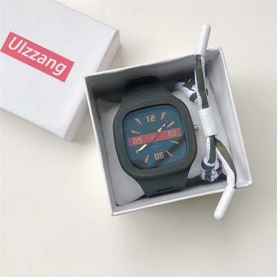 Γυναικείο ρολόι με λουράκια σιλικόνης