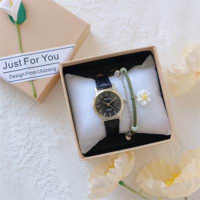 Μοντέρνο στρογγυλό ρολόι για γυναίκες