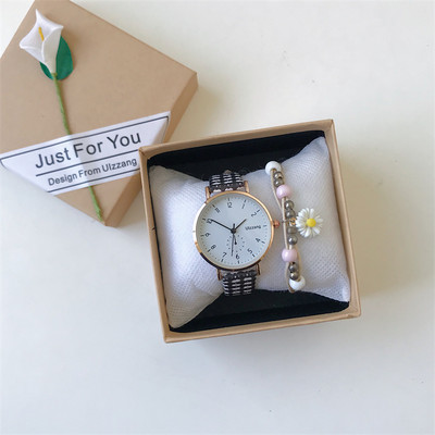 Κομψό γυναικείο ρολόι από οικολογικό δέρμα