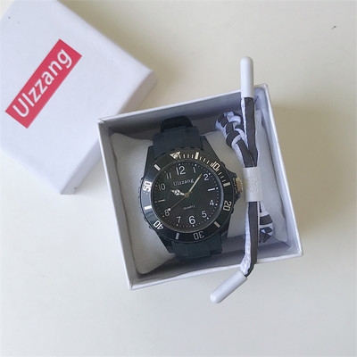 Γυναικείο ρολόι με λουράκι σιλικόνης