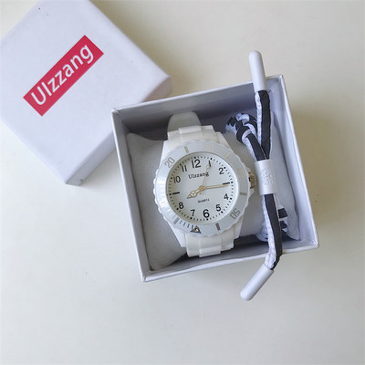 Γυναικείο ρολόι με λουράκι σιλικόνης