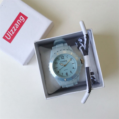 Γυναικείο ρολόι με λουράκι σιλικόνης