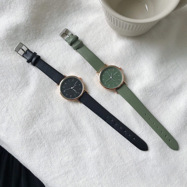 Dnevni sat s kožnim remenom za žene