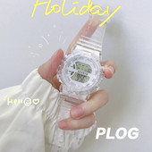 Naiste ümmargune käekell silikoonrihmaga