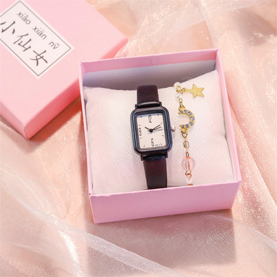 Σύγχρονο γυναικείο ρολόι με δερμάτινο λουράκι και τετράγωνο σχήμα