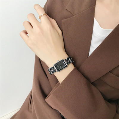 Μοντέρνο ρολόι σε πολλά χρώματα - για γυναίκες