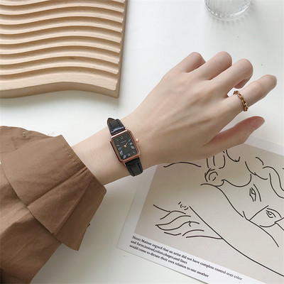 Uus mudel kunstnahast rihmaga naiste käekell