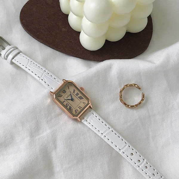 Ženski četvrtasti sat od eko kože u više boja