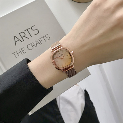 Νέο μοντέλο τετράγωνο γυναικείο ρολόι