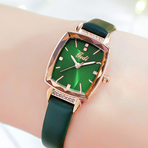 Ženski četvrtasti sat s tankim kožnim remenom i ukrasnim kamenčićima