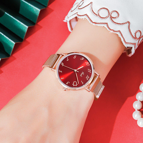 Ümara kujuga naiste käekell