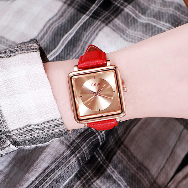 Naujas moteriško kvadratinio laikrodžio modelis – kelių spalvų