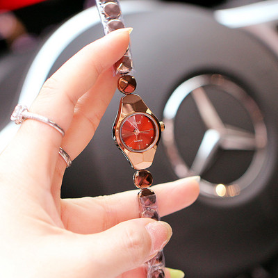 Naiste käevõru kell uus mudel