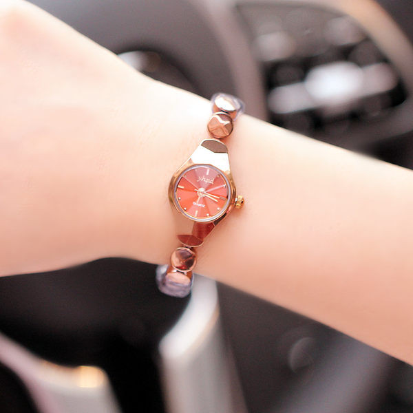 Naiste käevõru kell uus mudel