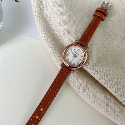Καθημερινό ρολόι με δερμάτινο λουράκι για γυναίκες