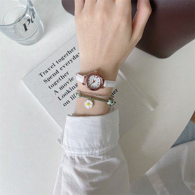 Καθημερινό ρολόι με δερμάτινο λουράκι για γυναίκες