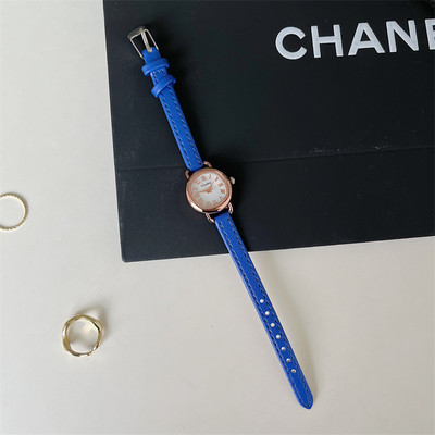 Καθημερινό ρολόι με δερμάτινο λουράκι για γυναίκες