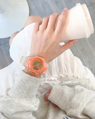 Στρογγυλό ρολόι με λουράκι σιλικόνης