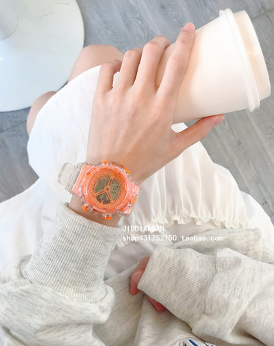 Στρογγυλό ρολόι με λουράκι σιλικόνης