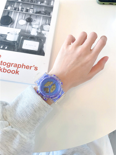 Στρογγυλό ρολόι με λουράκι σιλικόνης