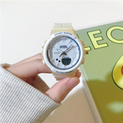 Veekindel ümmarguse kujuga elektrooniline käekell