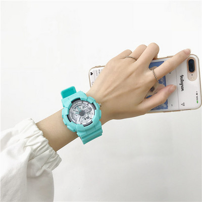 Γυναικείο αθλητικό ρολόι με στρογγυλό σχήμα