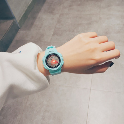 Γυναικείο ηλεκτρονικό ρολόι με σιλικόνης