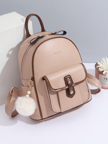 Γυναικείο σακίδιο πλάτης από συνθετικό δέρμα με μπροστινή τσέπη