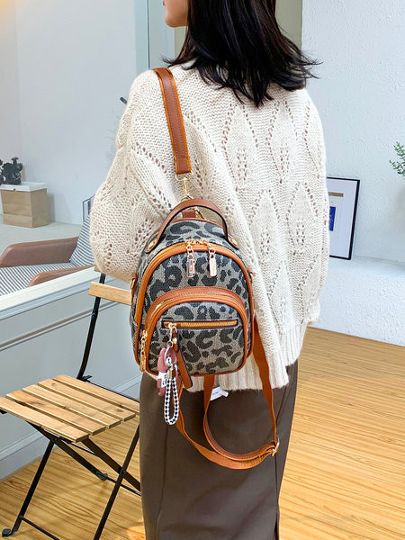 Νέο μοντέλο γυναικείο σακίδιο πλάτης με animal print - δύο μεγέθη