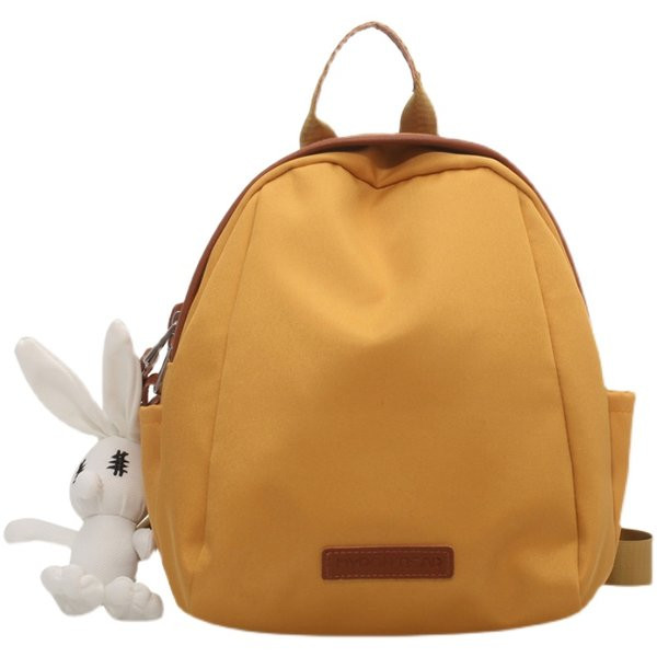 Moteriška dirbtinės odos kuprinė su 3D dekoracija