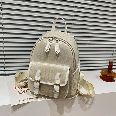 Μοντέρνο γυναικείο σακίδιο πλάτης με φαρδιές τιράντες